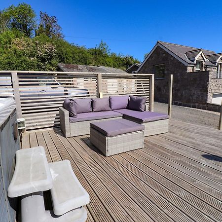 The Wren Villa Colwyn Bay Exterior photo