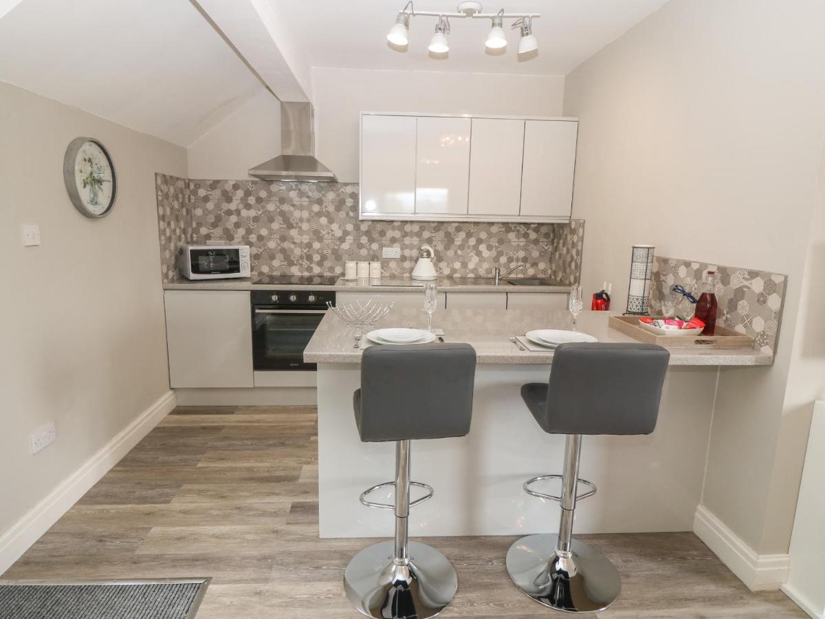 The Wren Villa Colwyn Bay Exterior photo