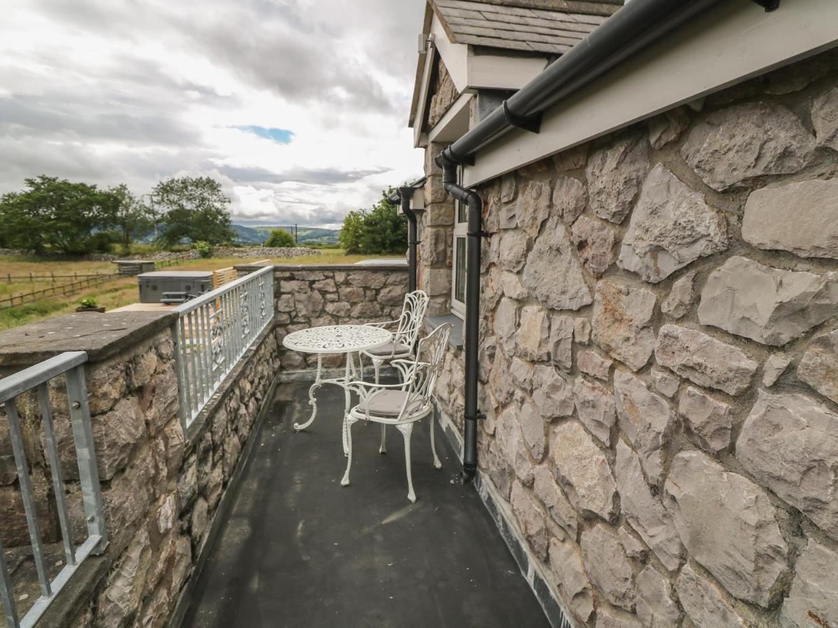The Wren Villa Colwyn Bay Exterior photo